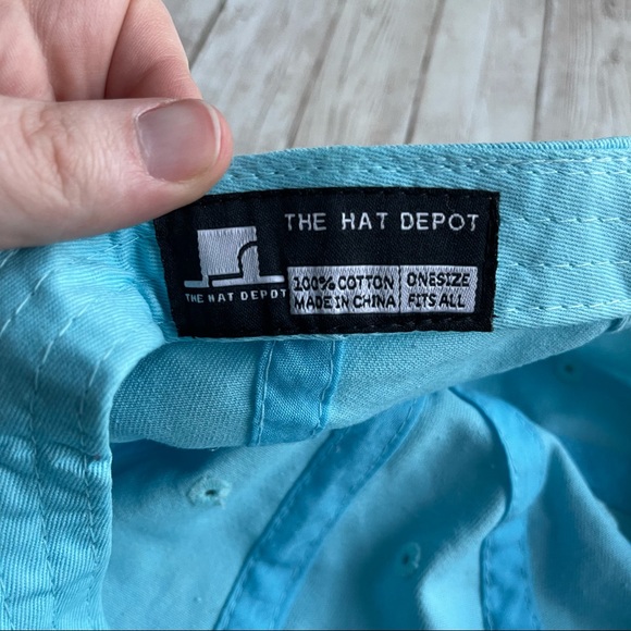 PREOWNED THE HAT DEPOT PONYTAIL SLIT BEACH HAIR CONT CARE BLUE CAP HAT - Picture 4 of 5